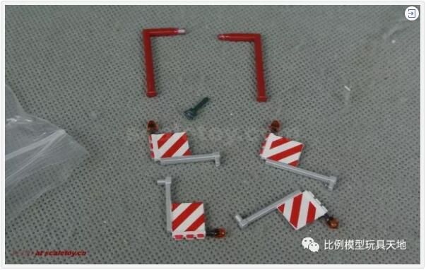 支撐腿，警示燈，警示牌等。